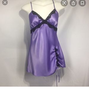 ISO WTB Purple and black lace slip in size xs/s